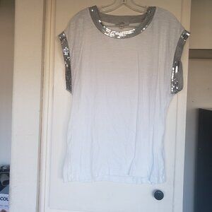 Camillia White and Sliver top Size L